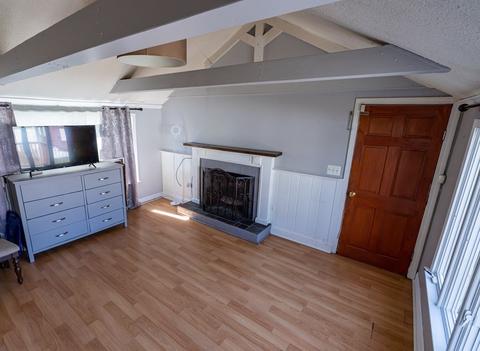 102 Frontenac St, Chicopee, MA 01020 photo 6