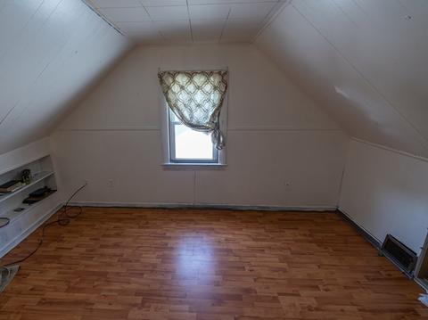 102 Frontenac St, Chicopee, MA 01020 photo 19