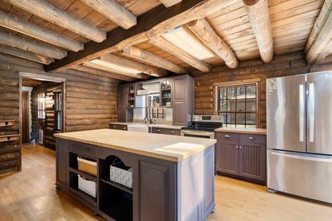 43 Cider Mill Ln, Upton, MA 01568 photo 4
