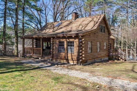 43 Cider Mill Ln, Upton, MA 01568 photo 1
