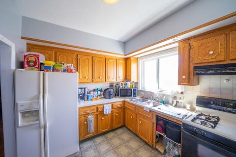 29 Eaton St, Fall River, MA 02723 photo 23