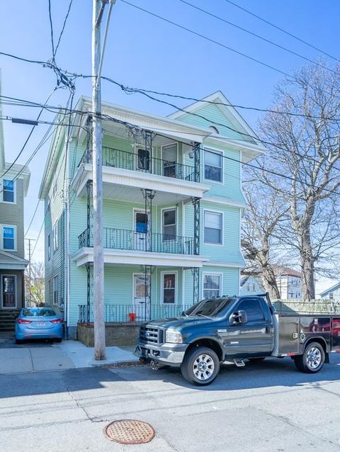 29 Eaton St, Fall River, MA 02723 photo 6