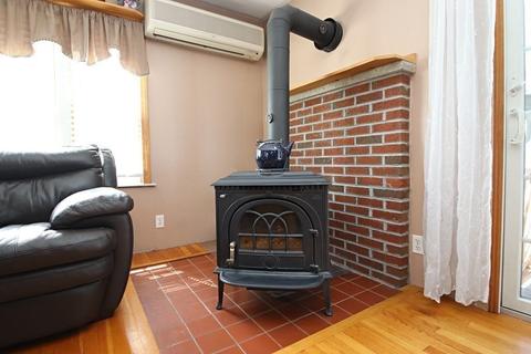 5 Edison St, Saugus, MA 01906 photo 13