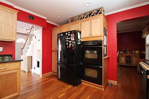 5 Edison St, Saugus, MA 01906 photo 5