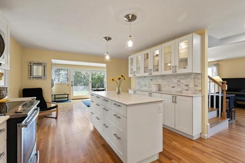 2 Abernathy Way, Marblehead, MA 01945 photo 18