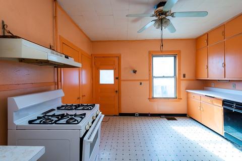 8 Baldwin, Everett, MA 02149 photo 13