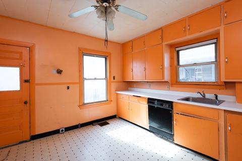 8 Baldwin, Everett, MA 02149 photo 14