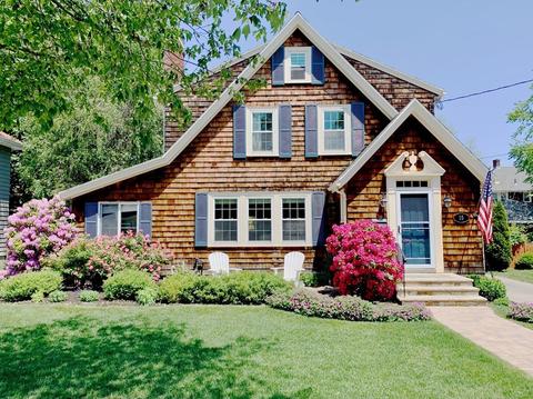 15 Pickwick Rd, Marblehead, MA 01945 photo 2