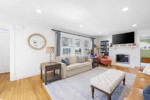 15 Pickwick Rd, Marblehead, MA 01945 photo 5