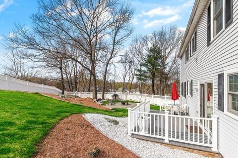 3 Patrick Cir, Stoneham, MA 02180 photo 27