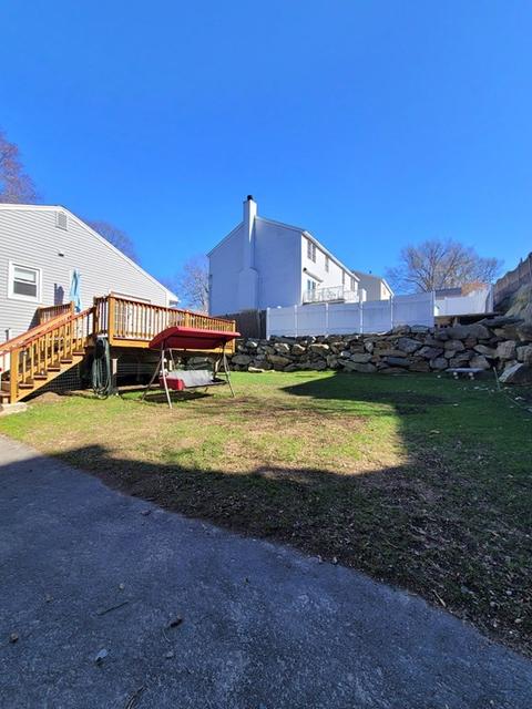 8 Maranda St, Worcester, MA 01604 photo 4