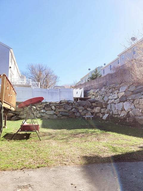 8 Maranda St, Worcester, MA 01604 photo 5