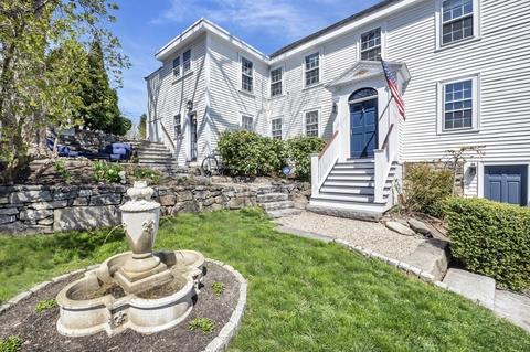 5 Washington St, Marblehead, MA 01945 photo 2