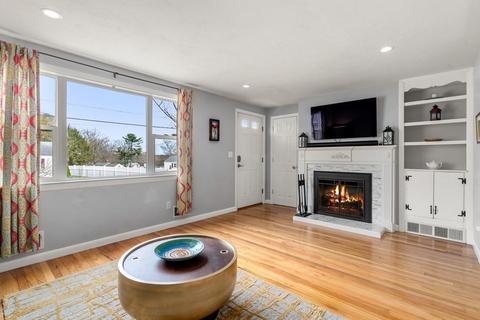 6 Davis Rd, Hudson, MA 01749 photo 4