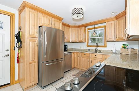 12 Brodeur Ave, Webster, MA 01570 photo 7