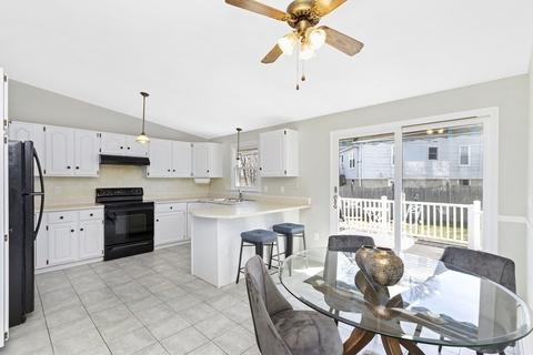 19 Cedarcrest Rd, Salem, MA 01970 photo 9