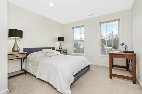 21 Howarth Dr, Upton, MA 01568 photo 27