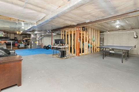 21 Howarth Dr, Upton, MA 01568 photo 32