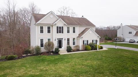 21 Howarth Dr, Upton, MA 01568 photo 38