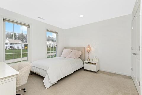 21 Howarth Dr, Upton, MA 01568 photo 25