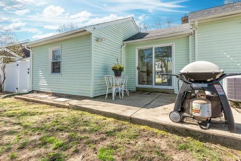 122 Collins St, Danvers, MA 01923 photo 33