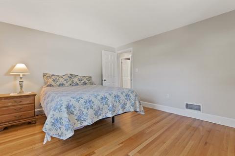 122 Collins St, Danvers, MA 01923 photo 20