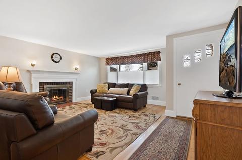 122 Collins St, Danvers, MA 01923 photo 13