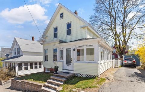 17 Elm St, Maynard, MA 01754 photo 1