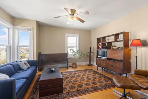 17 Elm St, Maynard, MA 01754 photo 8