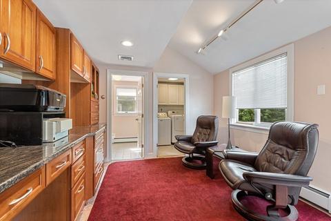 135 Lindbergh Ave, Needham, MA 02494 photo 7