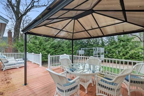 135 Lindbergh Ave, Needham, MA 02494 photo 19