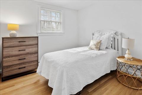 4 Winthrop Rd, Hingham, MA 02043 photo 15