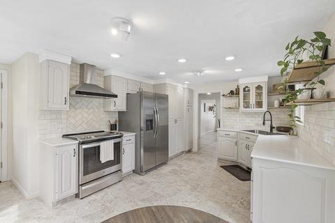 38 Alpine Ave, Everett, MA 02149 photo 1