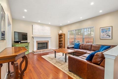 27 Foundry Rd, Sharon, MA 02067 photo 9