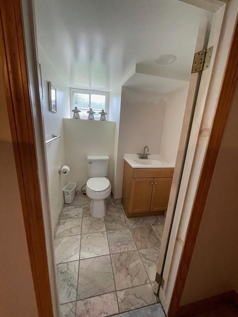 721 New Boston Rd, Fall River, MA 02720 photo 11