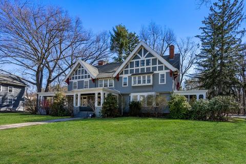 73 Washington Rd, Springfield, MA 01108 photo 1
