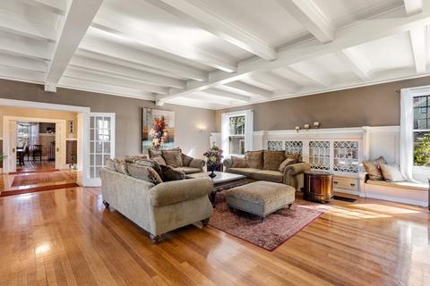 73 Washington Rd, Springfield, MA 01108 photo 9