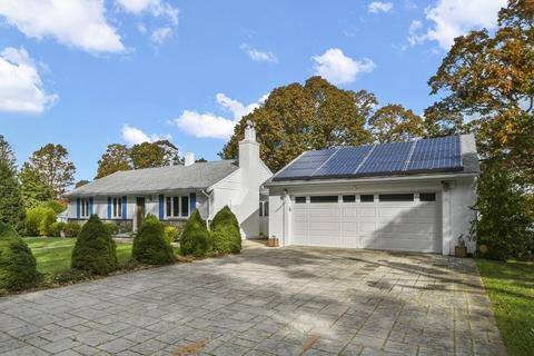 6 Pine Tree Dr, Wareham, MA 02532 photo 2