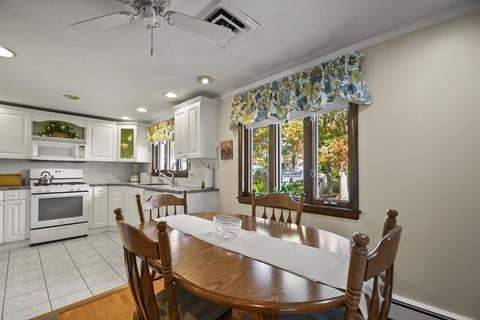 6 Pine Tree Dr, Wareham, MA 02532 photo 9