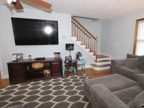 9 Forkey Ave, Worcester, MA 01603 photo 2