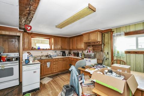 672 Sheldon Rd, Barre, MA 01005 photo 7
