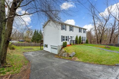 12 Elton St, Worcester, MA 01604 photo 1