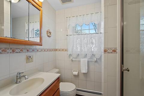 99 Whitcomb Dr, Lancaster, MA 01523 photo 13