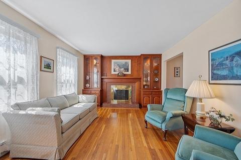 99 Whitcomb Dr, Lancaster, MA 01523 photo 3
