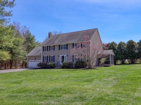 95 County St, Dover, MA 02030 photo 1