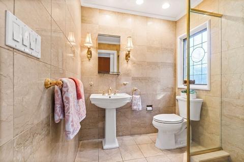 64 Devonshire Rd, Newton, MA 02468 photo 23