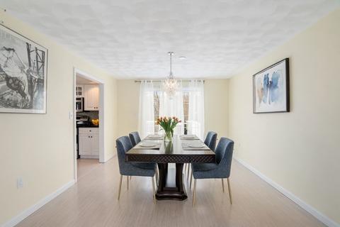 22 Dapper Darby Dr, Stoneham, MA 02180 photo 5