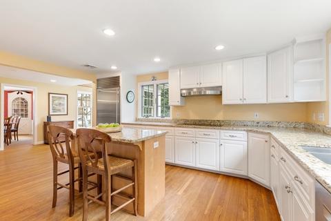 86 Douglas Rd, Needham, MA 02492 photo 5