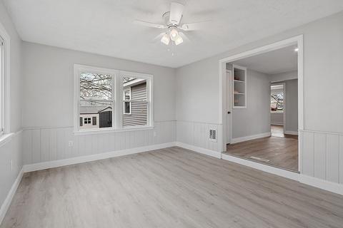 107 Everett St, Lawrence, MA 01843 photo 7