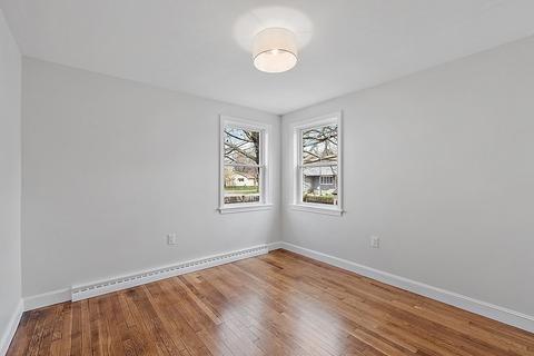 107 Everett St, Lawrence, MA 01843 photo 16